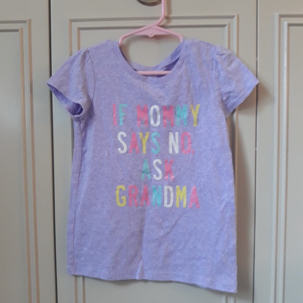 Young Girls Short Sleeved Graphic Tee